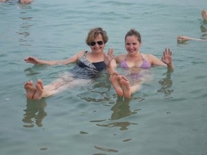 Dorle & Antonia floating at the Dead Sea 